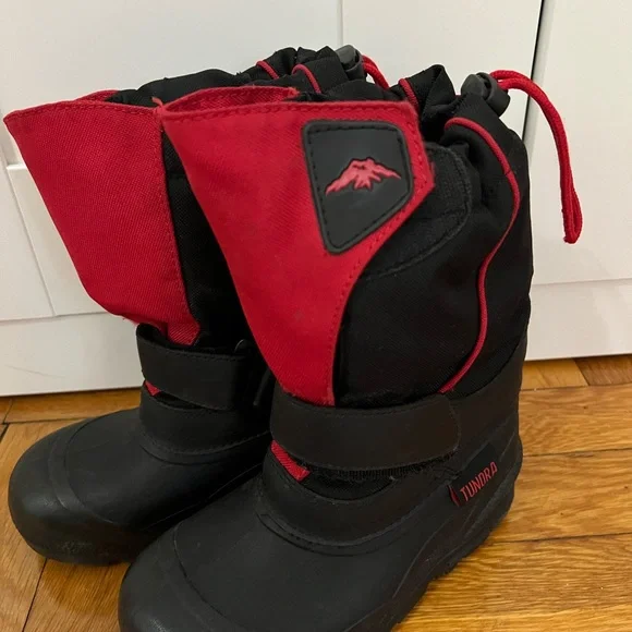 Tundra Kids Red and Black Rain & Snow Boots - Picture 3 of 3